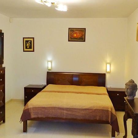 Apartment Kafedral Варна Екстер'єр фото
